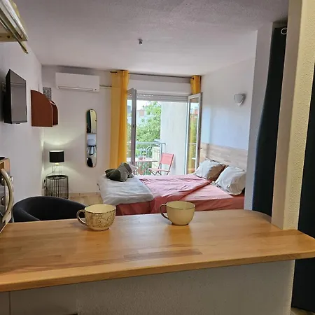 Appartement T1 - 160 Bed - Center *